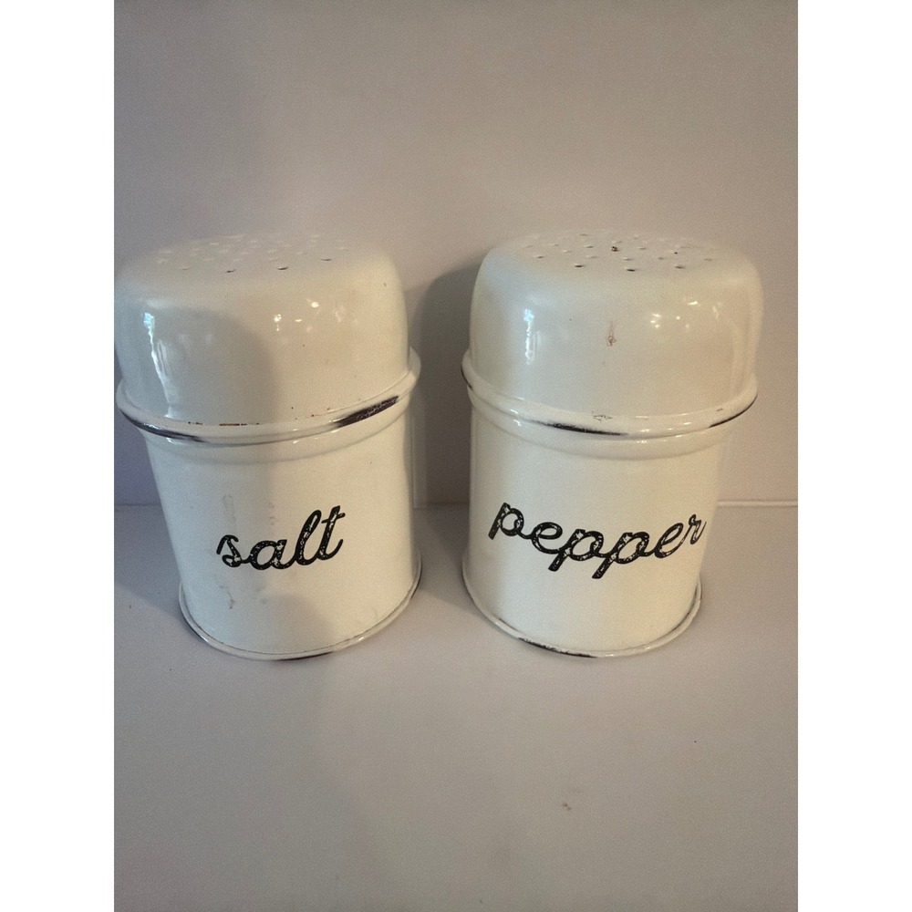 Auld Home Design White Enamelware Salt and Pepper Shakers Farmhouse Rustic Set